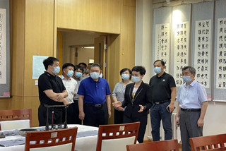 河北省政府副省長高云霄等領(lǐng)導一行蒞臨燕達金色年華健康養(yǎng)護中心調(diào)研指導工作